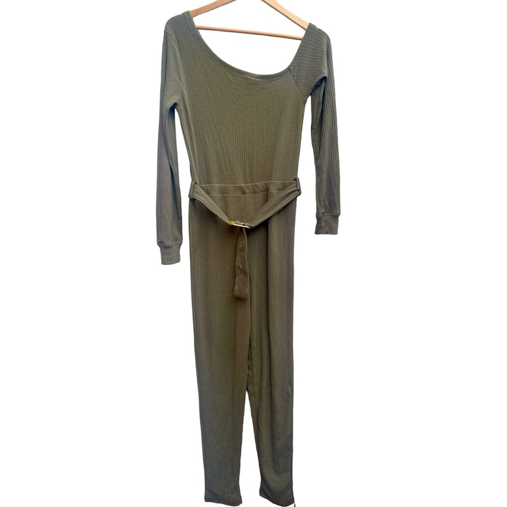 Missguided Women’s Off The Shoulder Long Sleeve‎ Green Belted Jumpsuit​​